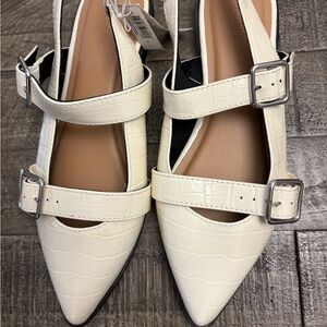 Old Navy Cream Croc-Embossed Flats with Buckles